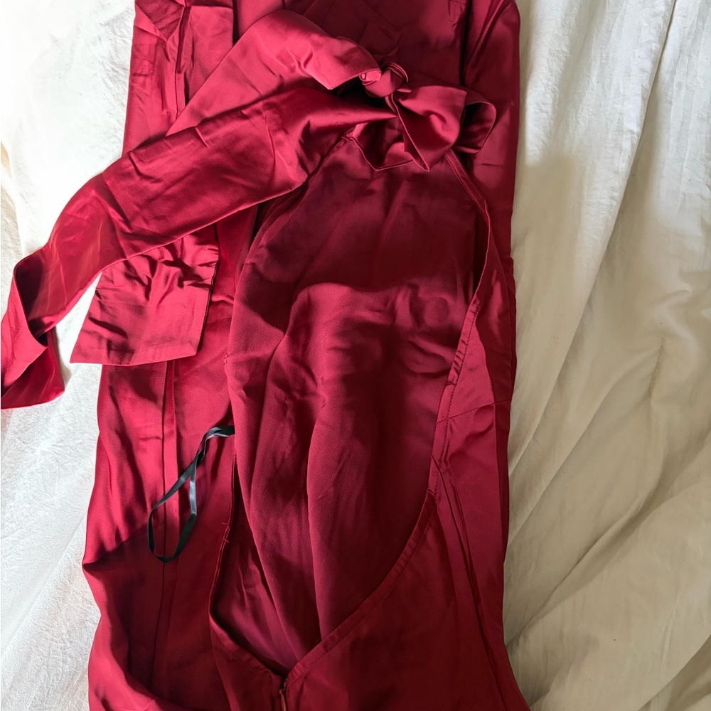 Commense Elegant Backless Halter Evening Gown - W… - image 4